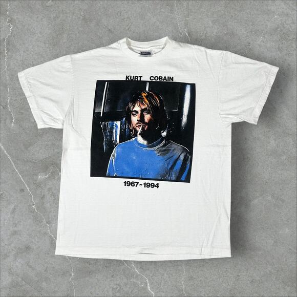 Vintage Kurt Cobain 1994 Memorial Nirvana Size XL Single Stitch Reprint T-Shirt - Picture 1 of 7